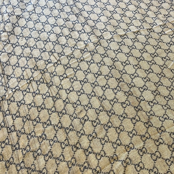 Gucci Scarf - Picture 4 of 6